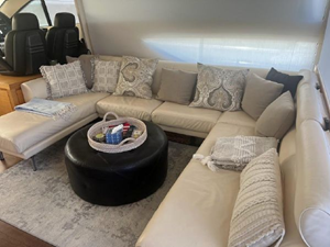 2012 Pershing 64 X 25 27