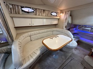 1997 Sea Ray 330 Sundancer 12 