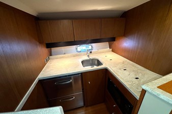 No Name 10 2015-tiara-yachts-coronet-3900-power-9471216-965891512-0-170720240939-10