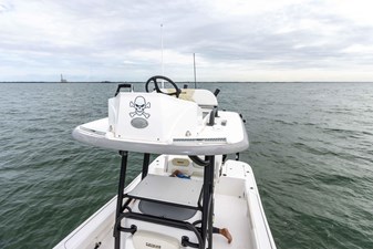 28' Caymas 281HB Center Console 22 