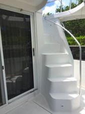 2002 Mainship 390 Trawler 3 4