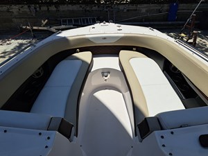 - 14 15_2014 27ft Regal 2700 Bowrider