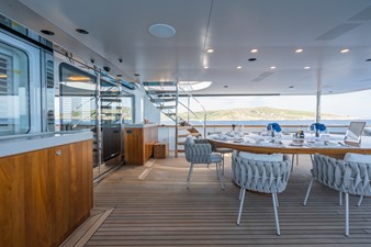 EMERALD 36 