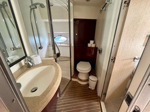 PRINCESS V58 34 Princess V58