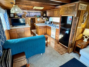 77 Sumerset 14 x 58 Aluminum Hull with Catwalks 28 