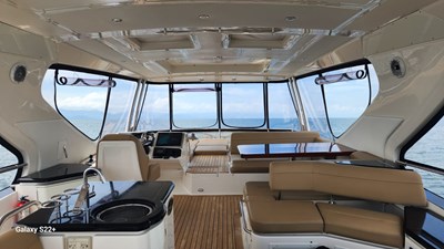 Sea Ray L650 Fly 13 WhatsApp Image 2024-08-12 at 2.04.17 PM (6)