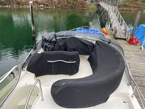 Pendara 6 Flybridge, dash and upholstery covers 