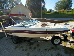 2008 Bryant 210 Bowrider 6 GOPR0613