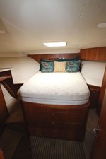 2002 Luhrs 36 Convertible 16 17
