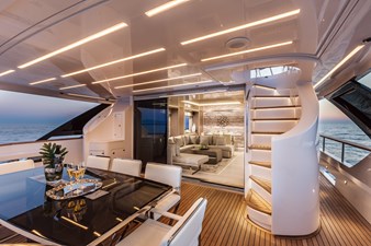 Dreamline 28 17 DREAMLINE 28 MAIN DECK 