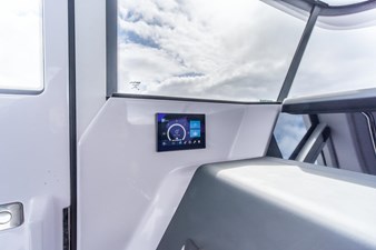 2021 Axopar 37 XC 27 