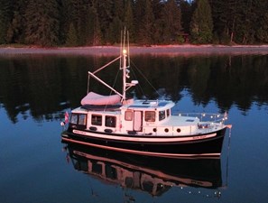 BLACK MAGIC 1 At Anchor