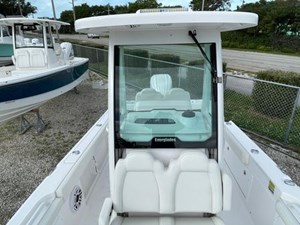2023 Everglades 235CC 15 