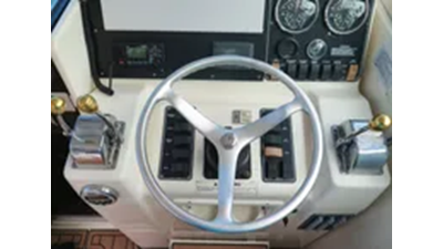 2001 Pursuit 3000 Express 18 