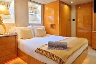 Moonraker 20 Moonraker Guest Stateroom