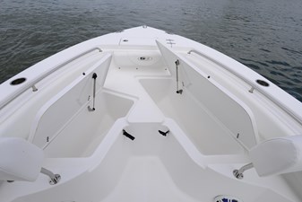 2017 Sea Hunt Triton 225 15 