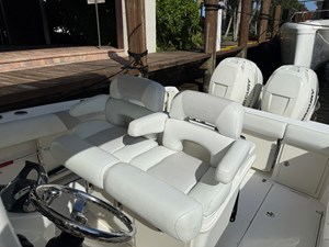 T/T OSSUM DREAM 21 Helm Seating
