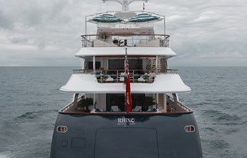 RHINO 96 97. Rhino exterior