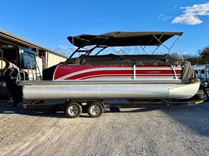 019 Harris Solstice 240 SL TNVL321 104 