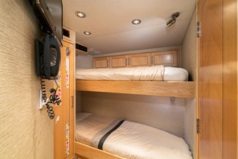 Nauti N Nice 83 