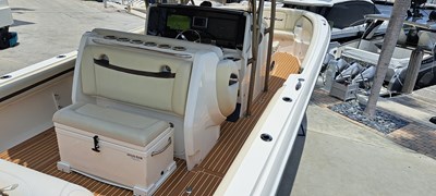 - 23 24_2012 34ft Nor-Tech 340 Sport