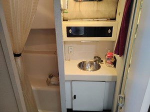 1989 Mainship 35 Mediterranean 24 