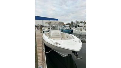 2008 Boston Whaler 320 Outrage 0 1