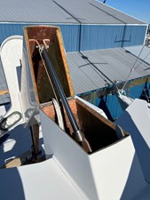 SEAGLASS 8 2006 American Tug 41: Push-button Articulating Mast