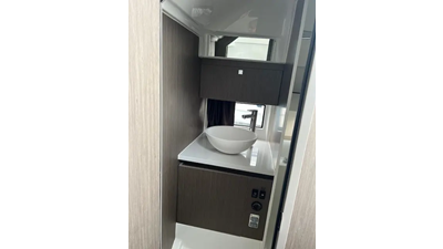 Beneteau Flyer 9 Sundeck 8 ben flyer 9 gg
