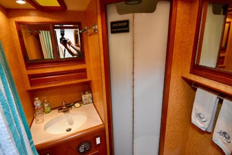 Six C One II 45 62-2000-Offshore-Yachts-Pilot-House-45