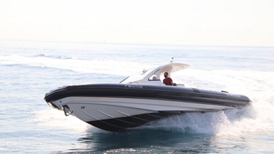 - 1 PIRELLI-42-Tecnorib-Speedboatt-7457