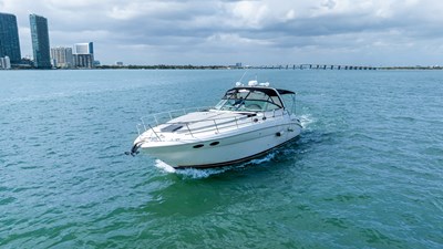 Sea Ray 380 Sundancer 35 HighRes-35