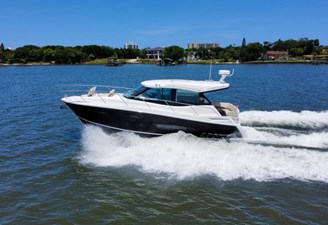 Regal 38 2 
