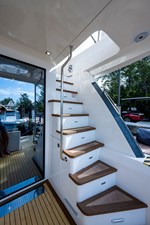 44 Powercat 17 44_overblue_powercat_cockpit_3