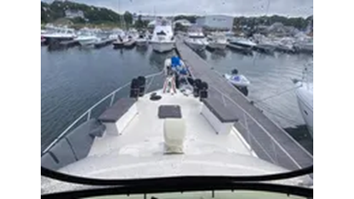 1991 Hatteras 40 Motor Yacht 124 