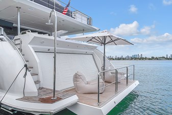 95 Raised Pilothouse 103 95' Azimut-72