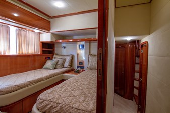 Sea Pal 49 50_Stbdcabin1