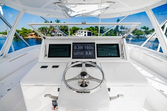 Farther & Sun 73 Flybridge Helm