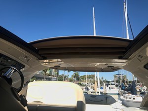 Bula 17 17_Retractable Sunroof 2