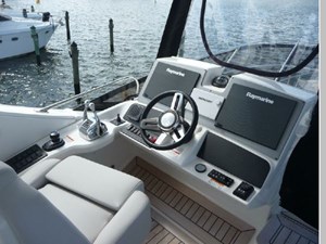 Riviera II  2 Upper Helm