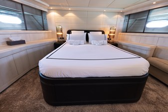 LAUREN V 14 LAUREN V-VIP CABIN