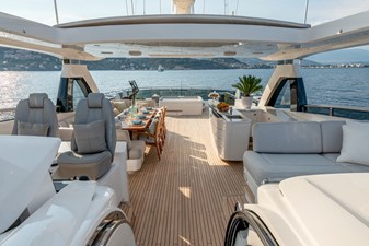 RIVIERA LIVING 35 