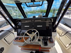 2023 Boston Whaler 360 Outrage 13 