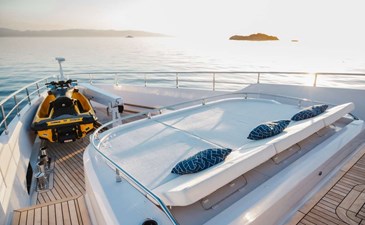 BEAUTE 16 Majesty Yacht 120 (BEAUTY)