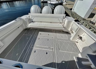 TALAN'T SHOW 1  Intrepid 40' 2021 Aft Deck