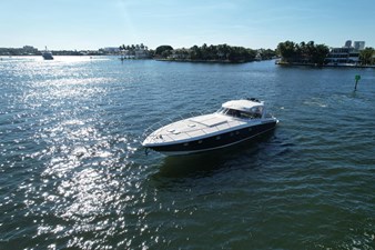 - 3 4_1998 63ft Baia Sports Cruiser
