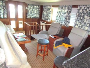 1982 Hatteras LRC Long Range Cruiser 9 10