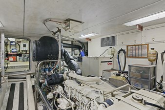 Raven 27 28_2004 57ft Northern Marine 5700 Expedition RAVEN