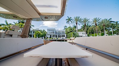 TENDER OWL 33 Seating and Table