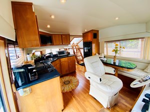 The Motley Crew 29 30_2003 57ft Navigator THE MOTLEY CREW